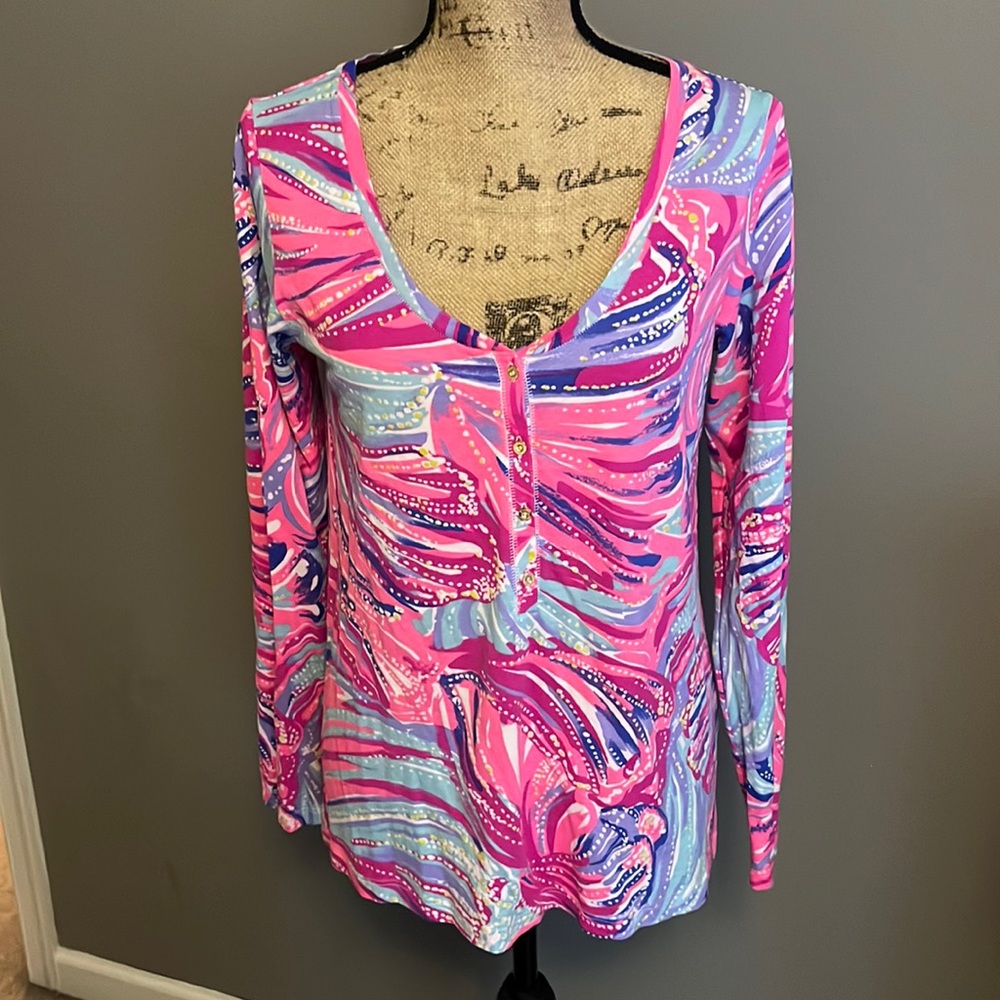 Lilly Pulitzer Sorella top in Magenta Oh My Guava size medium
